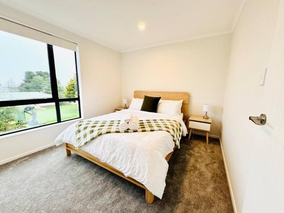 Henderson - 4-Bedrooms Home Auckland Eksteriør billede
